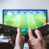 Best Co-op Multiplayer Games to Play with Friends in 2026